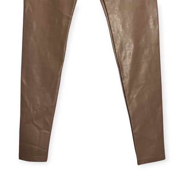 NEW Aritzia Wilfred Free Daria Pant SIZE M Taupe HR Vegan Leather Leggings NWT - Picture 9 of 10